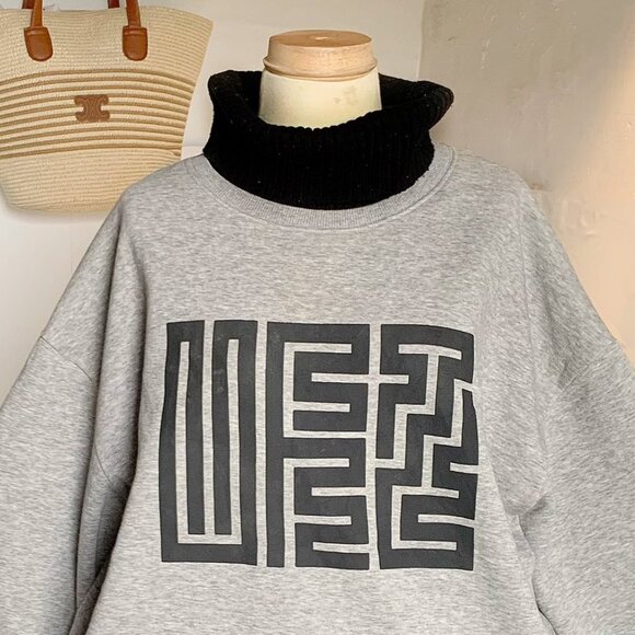 Korean Style Graphic Crewneck Sweatshirt Gray - Picture 2 of 4